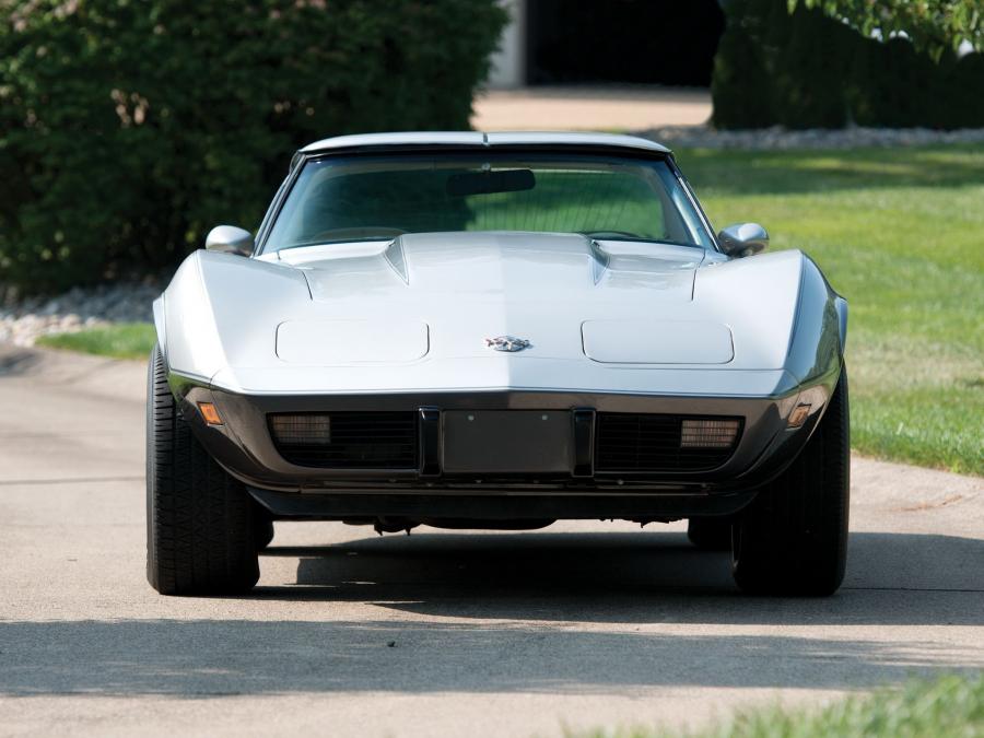  Chevrolet Corvette 25th Anniversary Edition 1978 года  (фото 10 из 11)